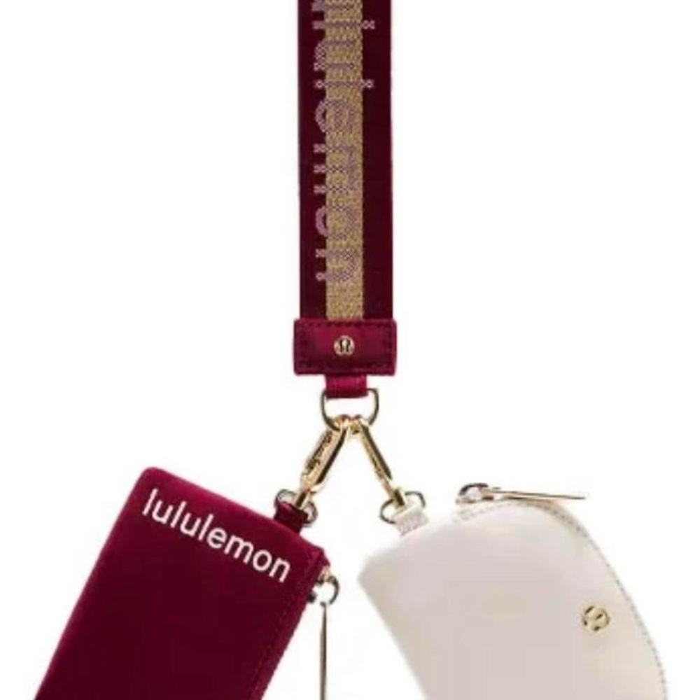 lululemon athletica Burgundy and Cream Card Holder